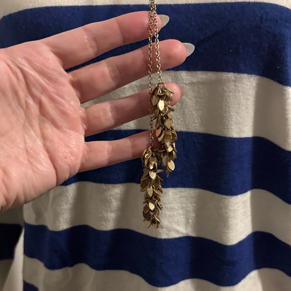 Elegant Gold Leaf tassel Necklace